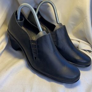 Dansko almost NEW leather classic elegant heels 2